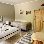 Zurawi Klangor Dom Z Sauna I Jacuzzi 度假居 *